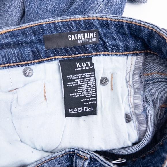 Kut from the Kloth . Catherine Boyfriend Jeans - Picture 10 of 10